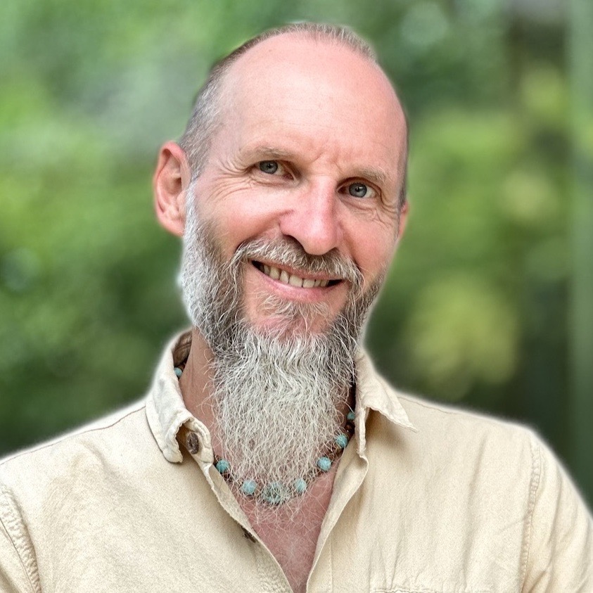 Saamour Saamour t’emmène à travers ses propres expériences à découvrir les clés de la Souveraineté individuelle pour une Vie Libre.